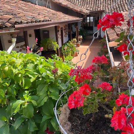 Hotel Casa Posada Don Chepe San Gil Bagian luar foto