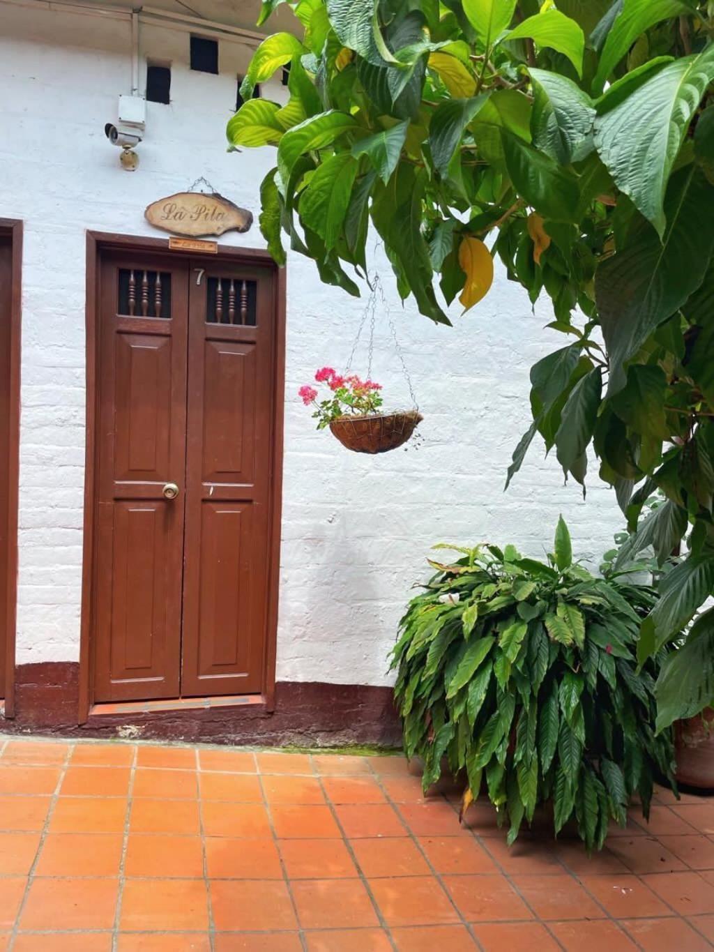 Hotel Casa Posada Don Chepe San Gil Bagian luar foto
