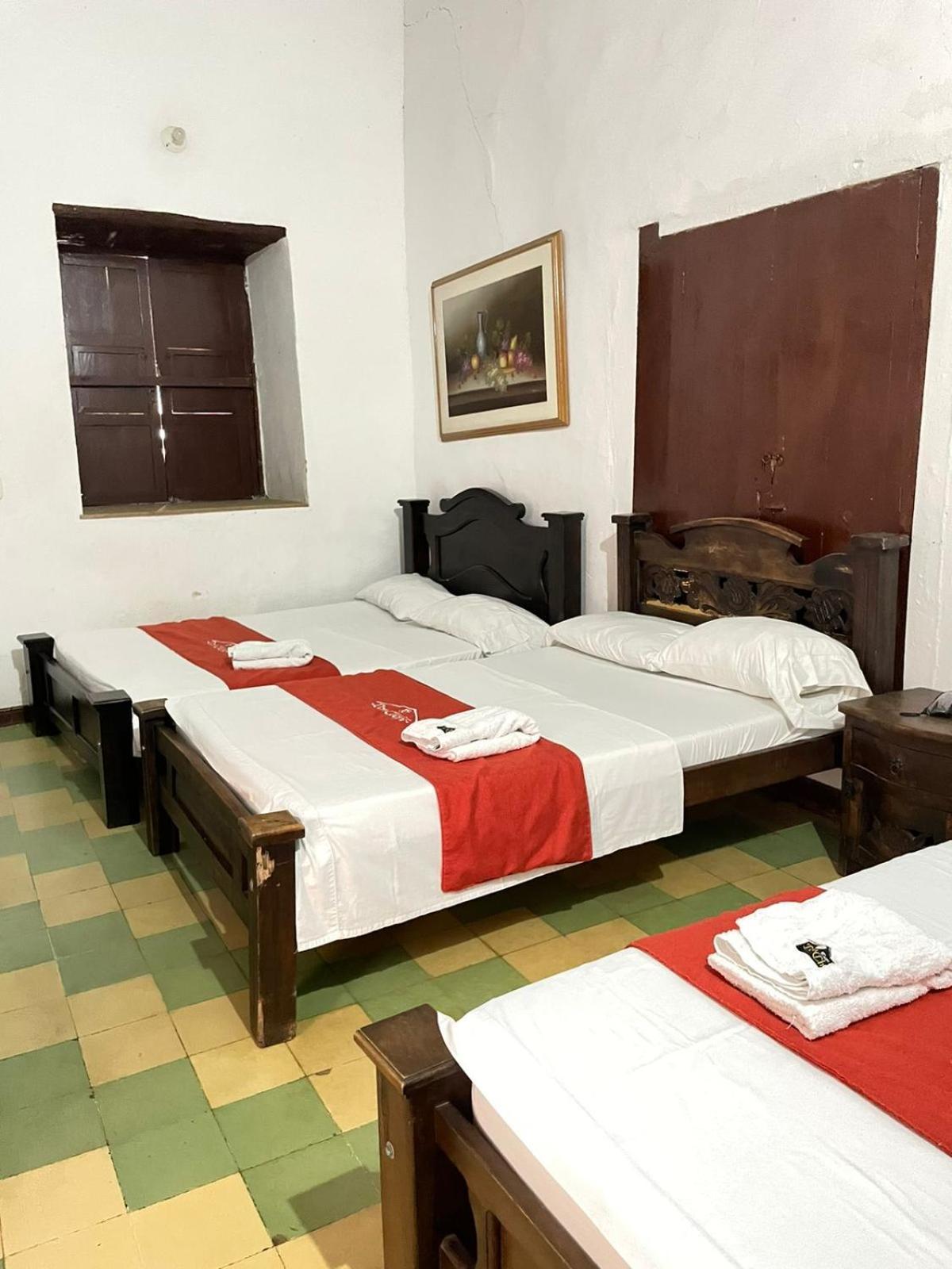 Hotel Casa Posada Don Chepe San Gil Bagian luar foto