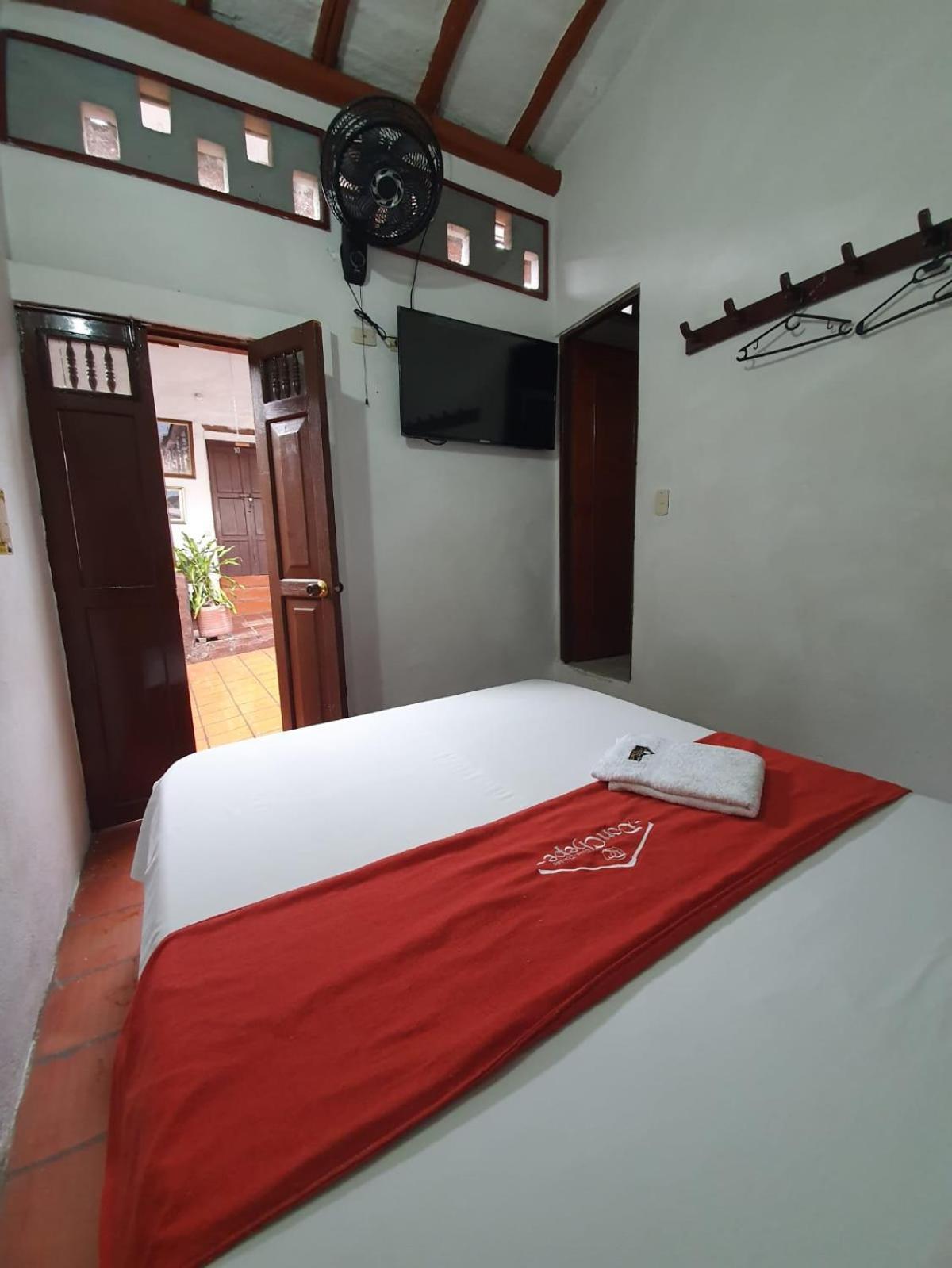 Hotel Casa Posada Don Chepe San Gil Bagian luar foto