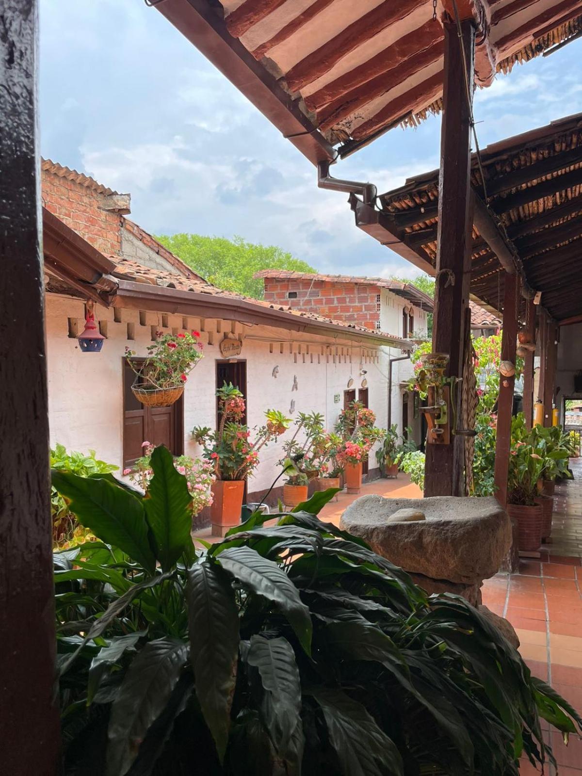 Hotel Casa Posada Don Chepe San Gil Bagian luar foto