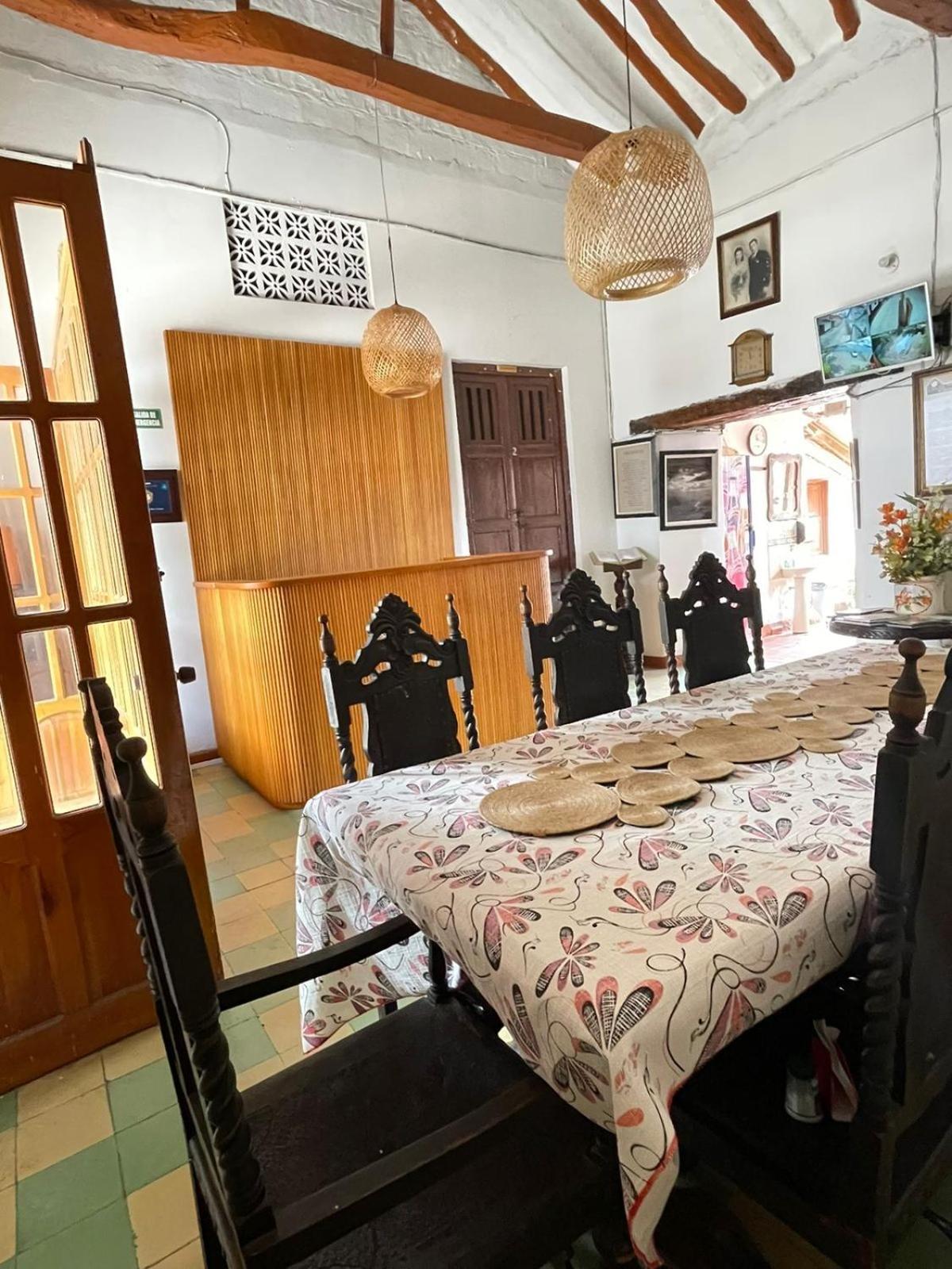 Hotel Casa Posada Don Chepe San Gil Bagian luar foto