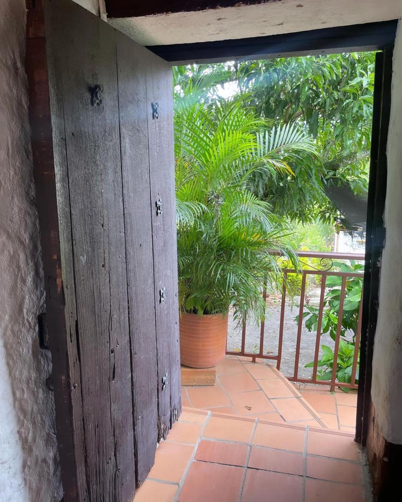 Hotel Casa Posada Don Chepe San Gil Bagian luar foto